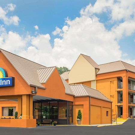 Days Inn By Wyndham Knoxville East Extérieur photo